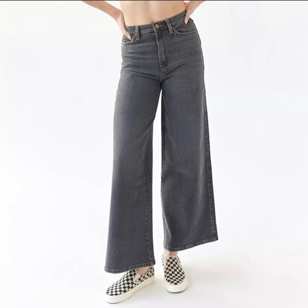 BDG High Rise Wide Leg Jeans | 28 | Black